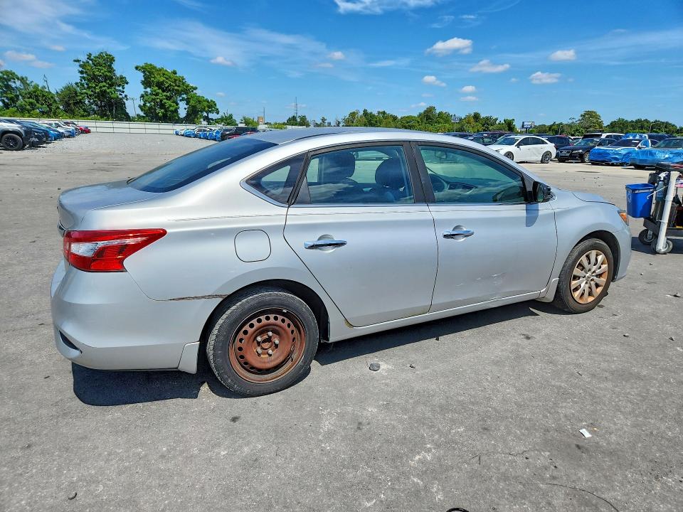 Продаж на аукціоні авто 2018 Nissan Sentra, vin: 3N1AB7AP0JY334557, номер лоту: 70618726