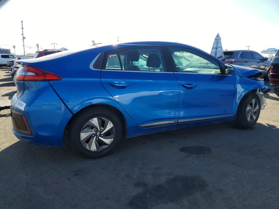 68973196 :رقم المزاد ، KMHC75LC4JU061742 vin ، 2018 Hyundai Ioniq مزاد بيع