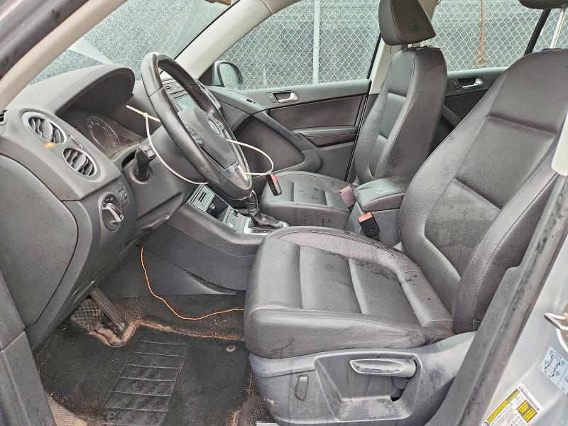68133686 :رقم المزاد ، WVGAV7AX8HK005968 vin ، 2017 Volkswagen Tiguan مزاد بيع