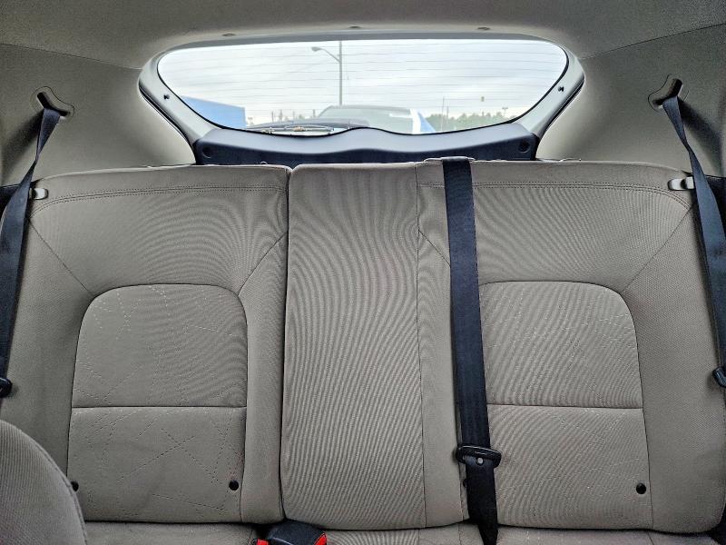 69713046 :رقم المزاد ، KNADN5A36F6435505 vin ، 2015 Kia Rio 5-door مزاد بيع