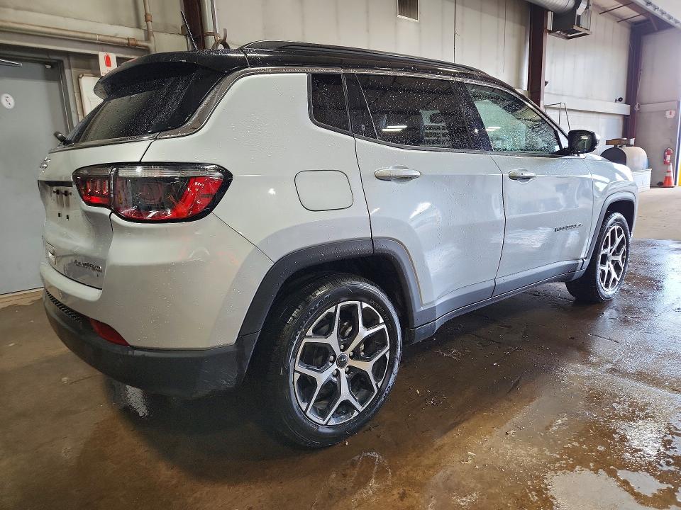 69967216 :رقم المزاد ، 3C4NJDCN5ST594771 vin ، 2025 Jeep Compass مزاد بيع