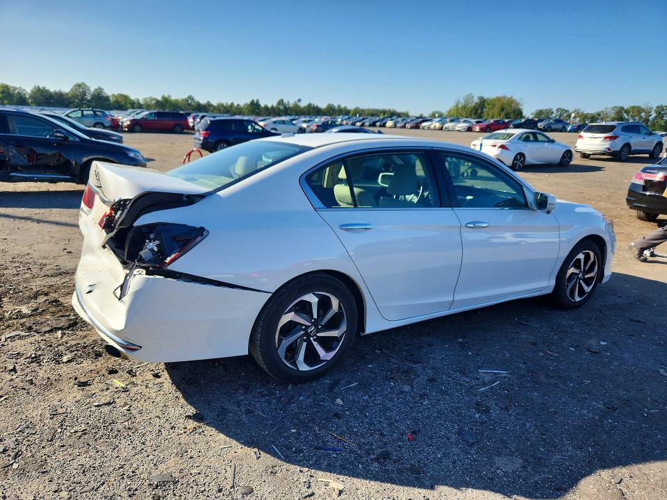 Продажа на аукционе авто 2017 Honda Accord, vin: 1HGCR2F84HA069521, номер лота: 68966206