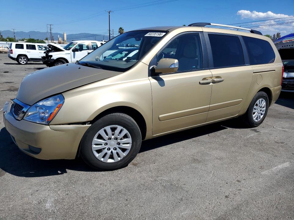 68235196 :رقم المزاد ، KNDMG4C76B6377770 vin ، 2011 Kia Sedona مزاد بيع