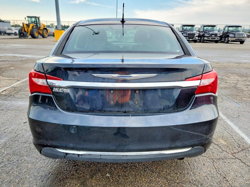 69302566 :رقم المزاد ، 1C3CCBCBXCN308043 vin ، 2012 Chrysler 200 مزاد بيع