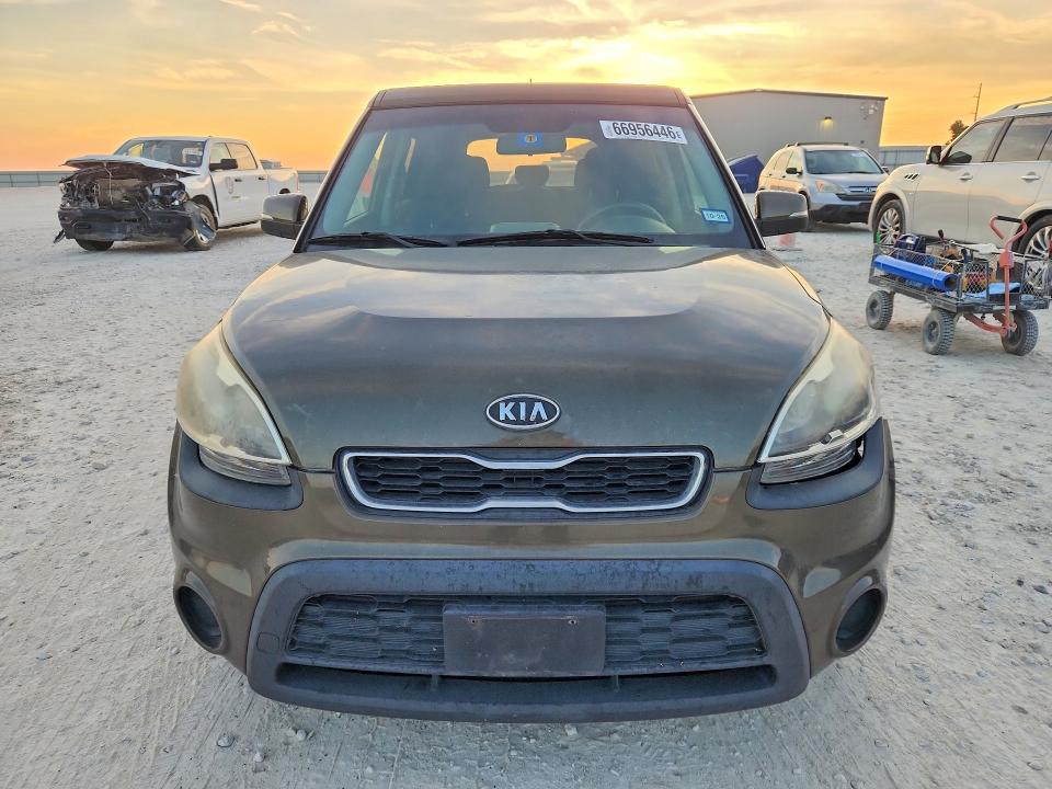 Продажа на аукционе авто 2012 Kia Soul, vin: KNDJT2A61C7395747, номер лота: 66956446