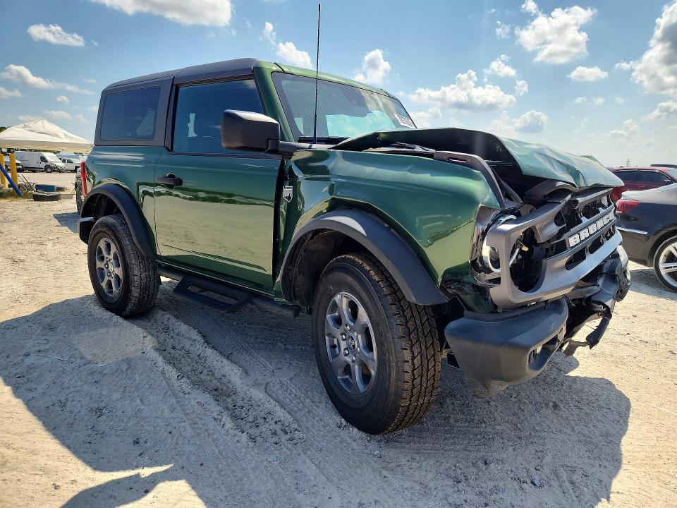 Продажа на аукционе авто 2024 Ford Bronco, vin: 1FMDE7AH4RLA02700, номер лота: 70270236