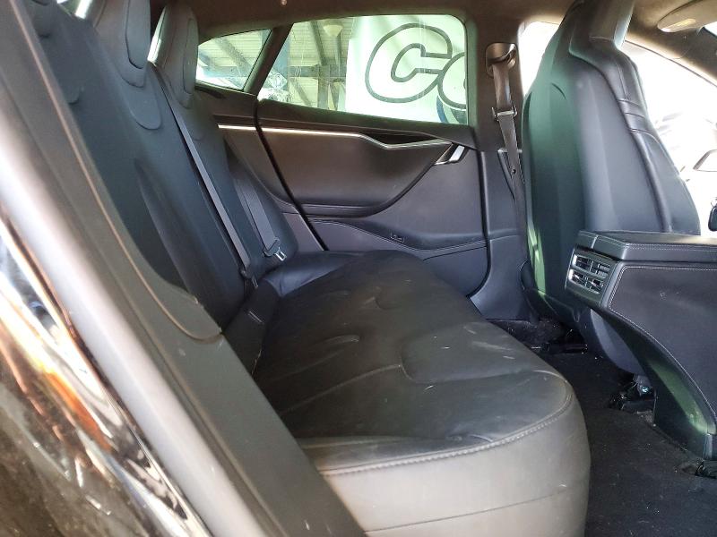 Продажа на аукционе авто 2015 Tesla Model S, vin: 5YJSA1E47FF117463, номер лота: 67867336