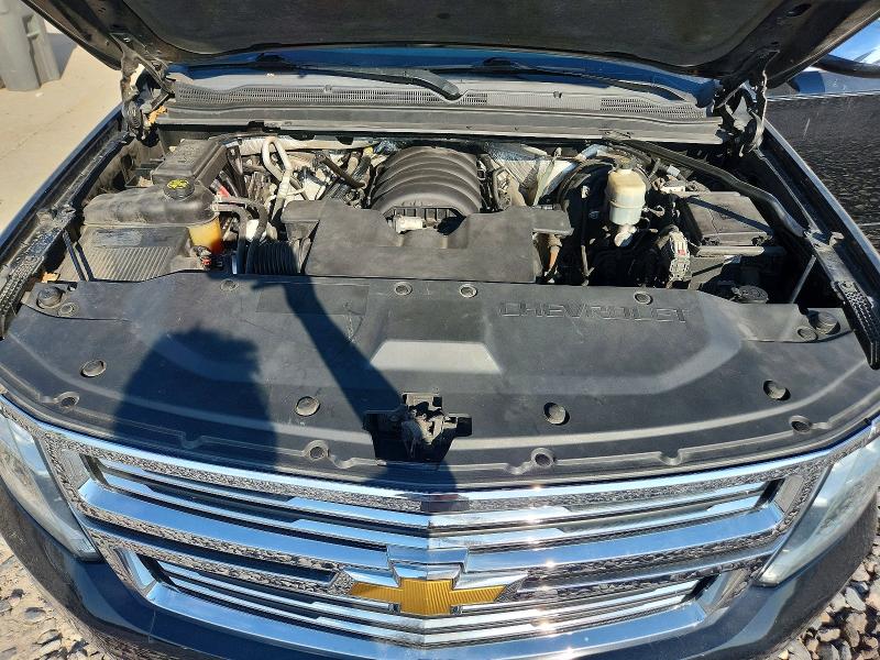 68818866 :رقم المزاد ، 1GNSKKKC9FR289817 vin ، 2015 Chevrolet Suburban مزاد بيع