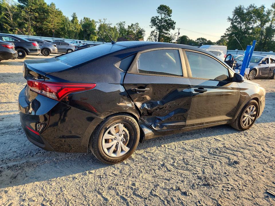 2020 Hyundai Accent მანქანა იყიდება აუქციონზე, vin: 3KPC24A65LE103525, აუქციონის ნომერი: 70338756
