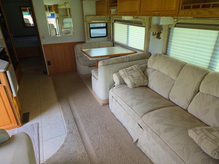 Aukcja sprzedaży 2002 Winnebago Itasca Suncruiser Ifg35u, vin: 5NB4MP67G12335517, numer aukcji: 68260056
