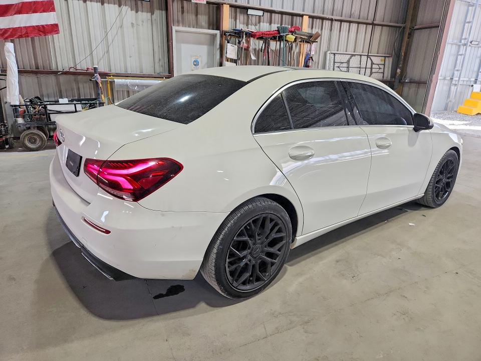 Продажа на аукционе авто 2021 Mercedes-benz A, vin: W1K3G4EB1MJ310951, номер лота: 68701306