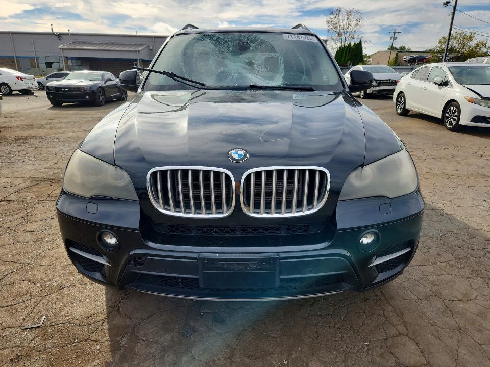 Продажа на аукционе авто 2011 Bmw X5, vin: 5UXZV4C55BL738030, номер лота: 71142526