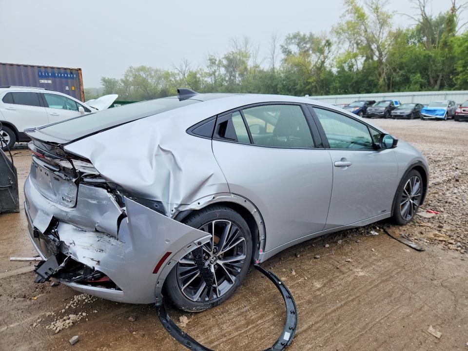 Продаж на аукціоні авто 2026 Toyota Prius, vin: JTDADABU8T3032079, номер лоту: 68943626