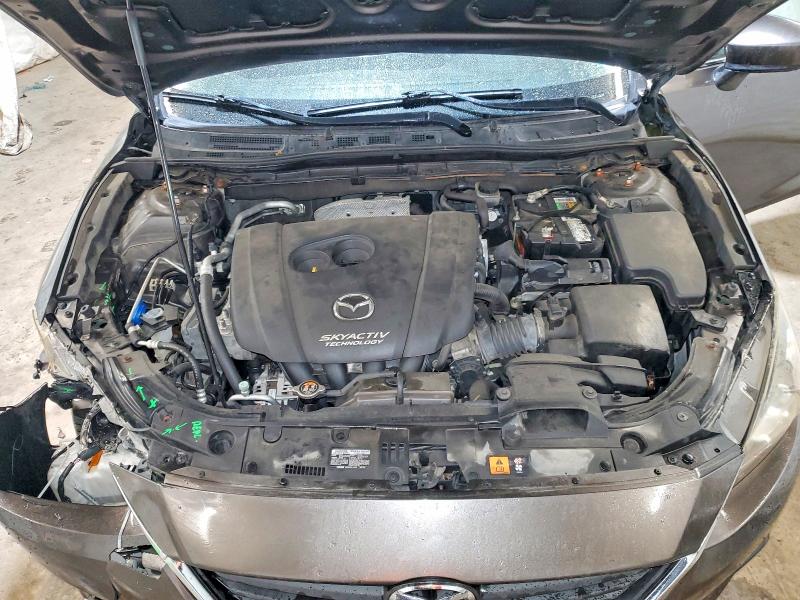 69943546 :رقم المزاد ، JM1BM1W72E1135523 vin ، 2014 Mazda 3 مزاد بيع