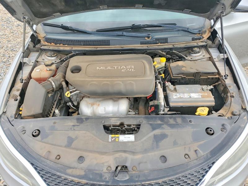 67727036 :رقم المزاد ، 1C3CCCAB2FN541556 vin ، 2015 Chrysler 200 مزاد بيع