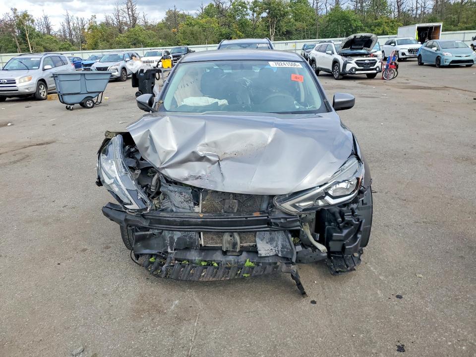 2016 Nissan Sentra მანქანა იყიდება აუქციონზე, vin: 3N1AB7AP7GY215980, აუქციონის ნომერი: 70241506