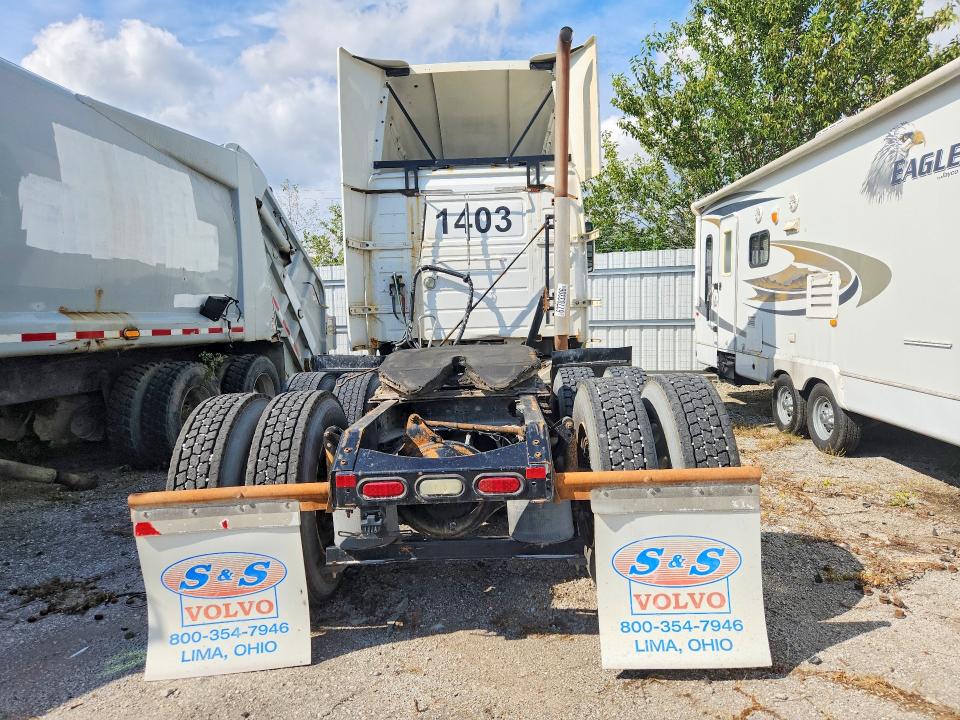 2015 Volvo Vn მანქანა იყიდება აუქციონზე, vin: 4V4NC9EGXFN921648, აუქციონის ნომერი: 67703306