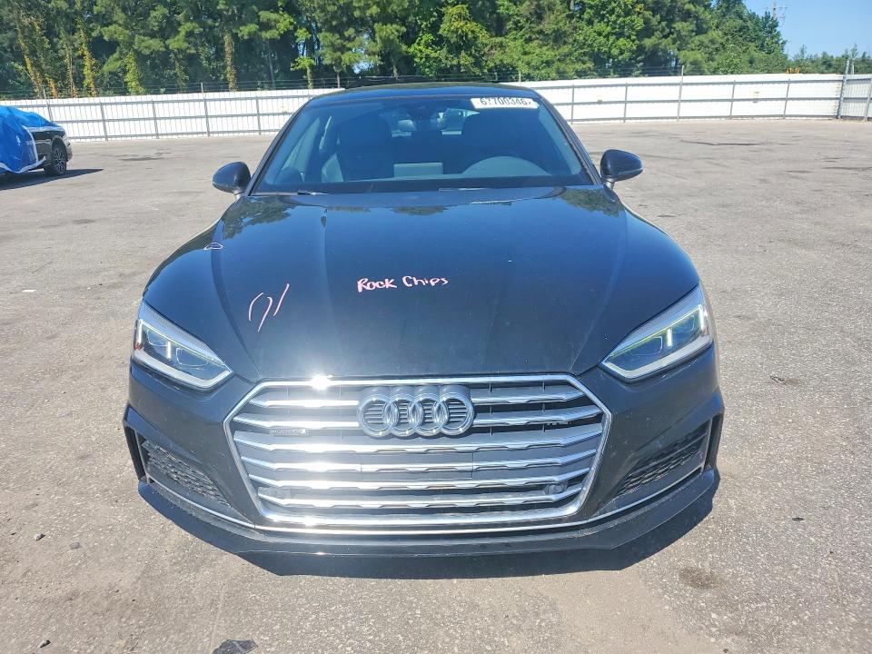 67700346 :رقم المزاد ، WAUENCF59JA123719 vin ، 2018 Audi A5 مزاد بيع