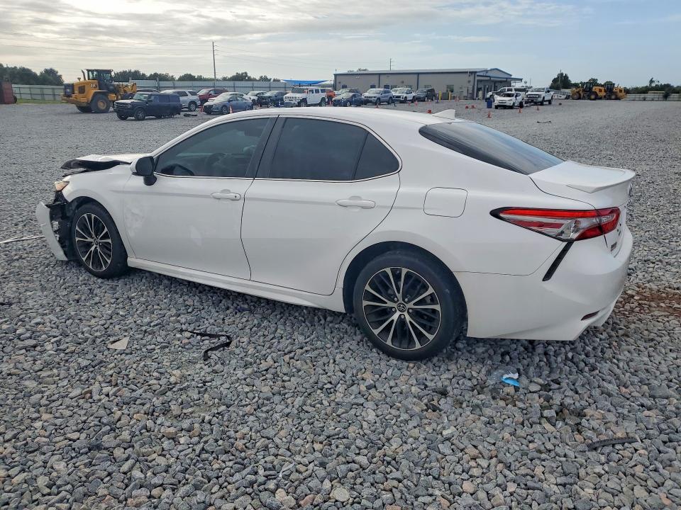 2019 Toyota Camry მანქანა იყიდება აუქციონზე, vin: 4T1B11HK0KU792658, აუქციონის ნომერი: 69418486