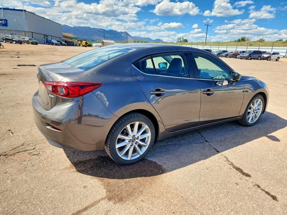 67287156 :رقم المزاد ، 3MZBN1V79HM101047 vin ، 2017 Mazda 3 مزاد بيع