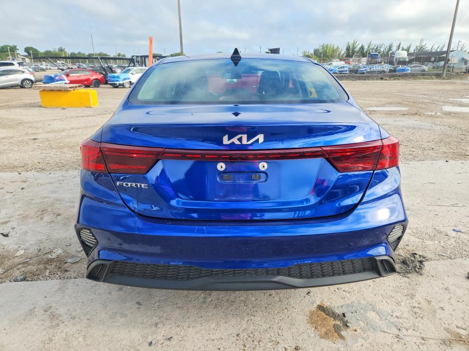 2024 Kia Forte მანქანა იყიდება აუქციონზე, vin: 3KPF24AD0RE774671, აუქციონის ნომერი: 70331476