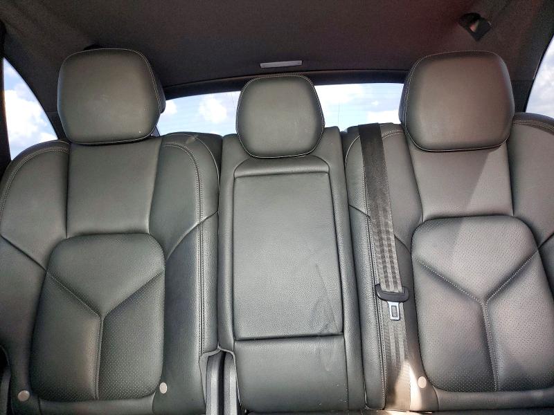 Продажа на аукционе авто 2015 Porsche Cayenne, vin: WP1AB2A20FLA56701, номер лота: 68108026