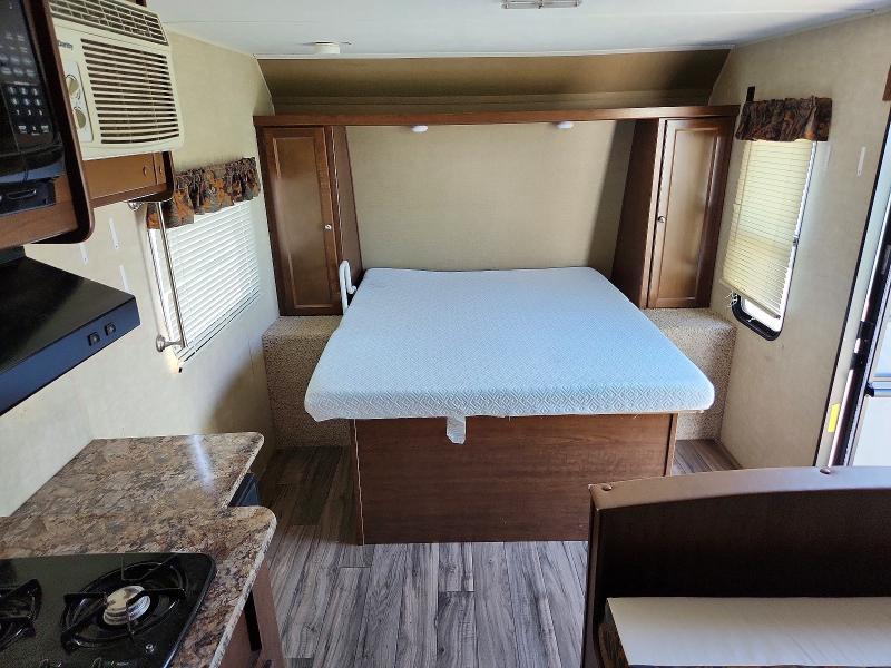 2016 Keystone Hideout მანქანა იყიდება აუქციონზე, vin: 4YDT17817G7204504, აუქციონის ნომერი: 68687356