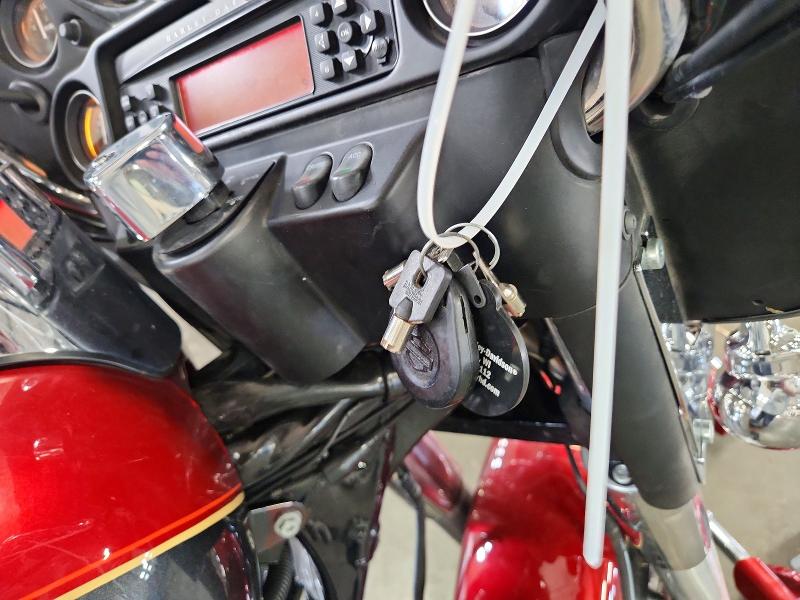 68992486 :رقم المزاد ، 1HD1FC4157Y705247 vin ، 2007 Harley-davidson Flhtcui مزاد بيع