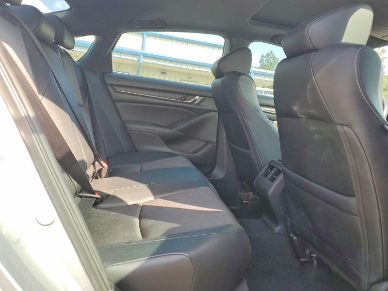 2018 Honda Accord მანქანა იყიდება აუქციონზე, vin: 1HGCV2E37JA047116, აუქციონის ნომერი: 68916076