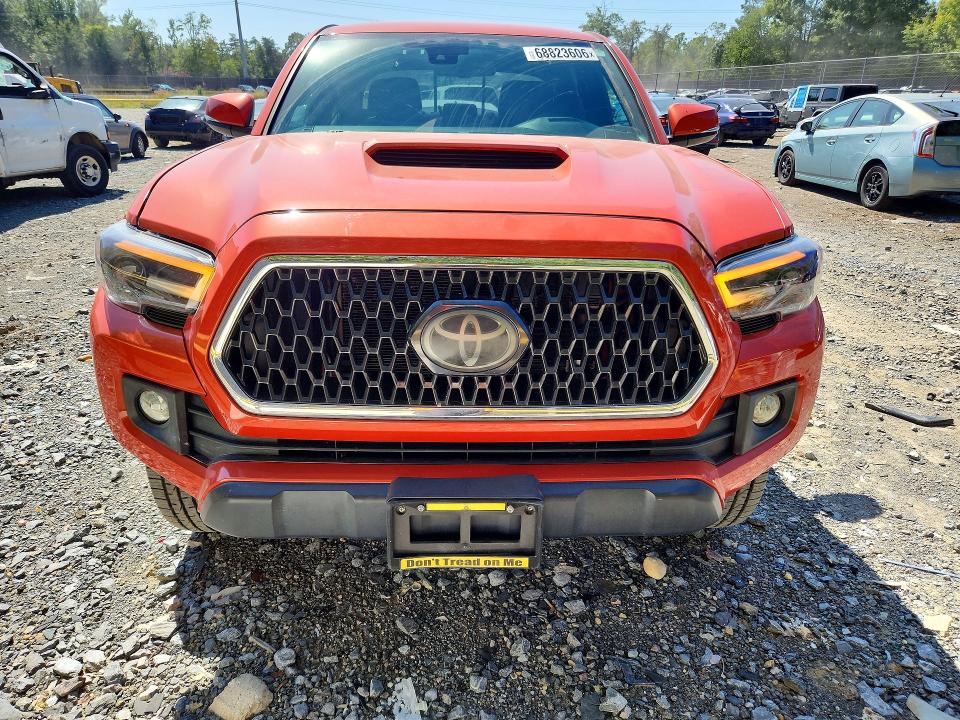 Auction sale of the 2018 Toyota Tacoma, vin: 3TMAZ5CN9JM056421, lot number: 68823606