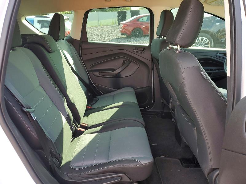 68780456 :رقم المزاد ، 1FMCU0F71JUA24237 vin ، 2018 Ford Escape مزاد بيع
