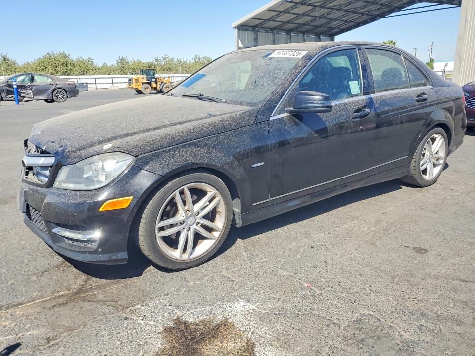 67487326 :رقم المزاد ، WDDGF4HB5CR233128 vin ، 2012 Mercedes-benz C مزاد بيع