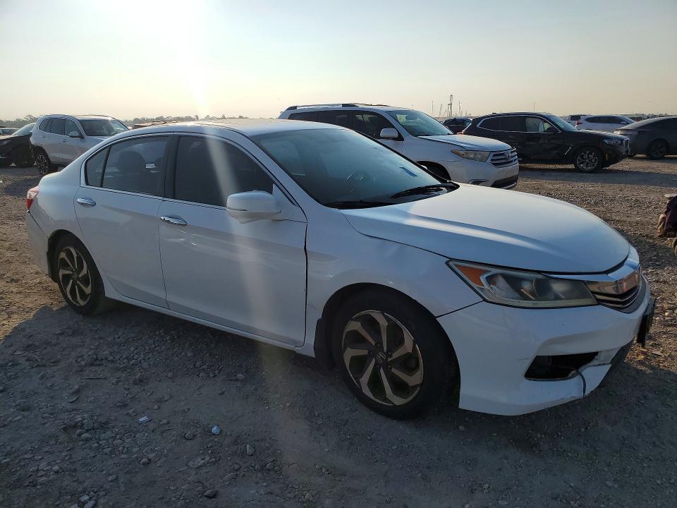 2016 Honda Accord მანქანა იყიდება აუქციონზე, vin: 1HGCR3F89GA008508, აუქციონის ნომერი: 70174546