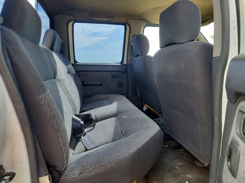 68392256 :رقم المزاد ، 1N6ED27T3YC437732 vin ، 2000 Nissan Frontier مزاد بيع