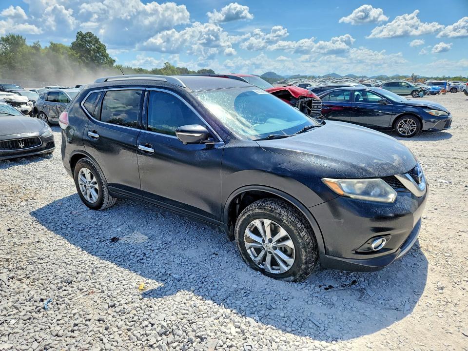 2015 Nissan Rogue მანქანა იყიდება აუქციონზე, vin: 5N1AT2ML4FC890968, აუქციონის ნომერი: 68140646