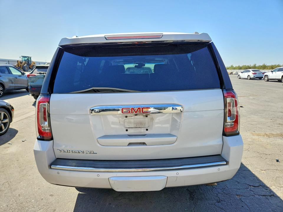 Aukcja sprzedaży 2016 Gmc Yukon Xl, vin: 1GKS2HKJ7GR137308, numer aukcji: 69607956