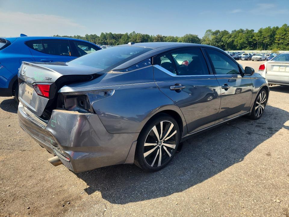 2020 Nissan Altima მანქანა იყიდება აუქციონზე, vin: 1N4BL4CV4LC123890, აუქციონის ნომერი: 69615666