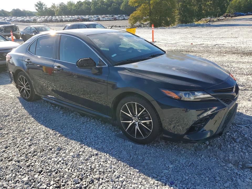 Продаж на аукціоні авто 2021 Toyota Camry, vin: 4T1G11AK7MU432760, номер лоту: 70724536