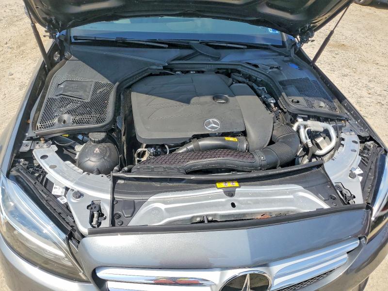 66836546 :رقم المزاد ، W1KWF8DB0MR637724 vin ، 2021 Mercedes-benz C مزاد بيع