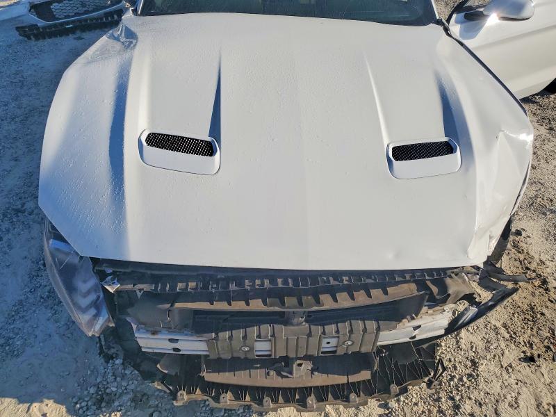 68714156 :رقم المزاد ، 1FA6P8TH8J5158814 vin ، 2018 Ford Mustang مزاد بيع