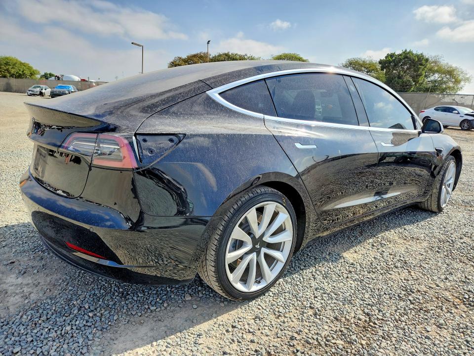 Продаж на аукціоні авто 2018 Tesla Model 3, vin: 5YJ3E1EA8JF071214, номер лоту: 68969666