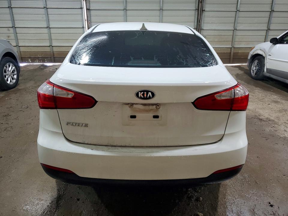 Продажа на аукционе авто 2016 Kia Forte, vin: KNAFK4A64G5457838, номер лота: 67743246
