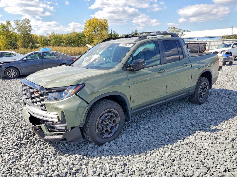 Auction sale of the 2026 Honda Ridgeline, vin: 5FPYK3F7XTB032213, lot number: 70415306