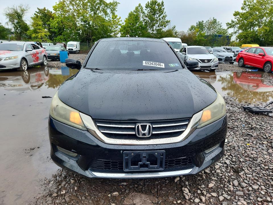 Продажа на аукционе авто 2013 Honda Accord, vin: 1HGCR2F72DA010940, номер лота: 69343046