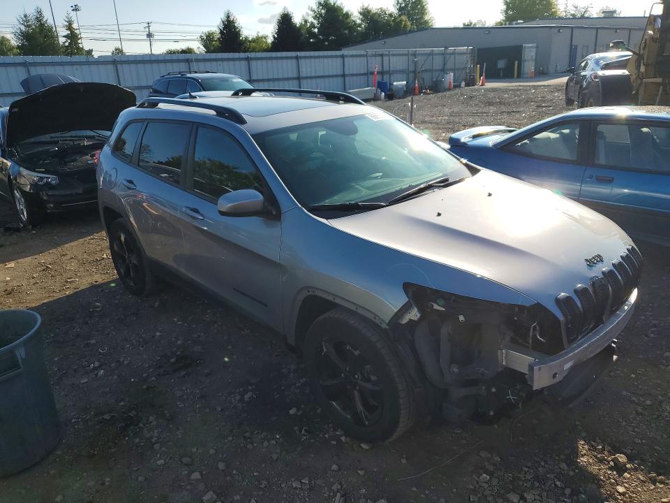 Продаж на аукціоні авто 2016 Jeep Cherokee, vin: 1C4PJMCS7GW103326, номер лоту: 68652806