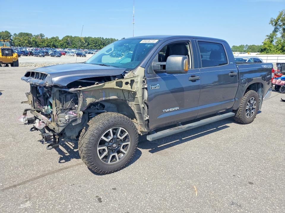 2018 Toyota Tundra მანქანა იყიდება აუქციონზე, vin: 5TFDW5F10JX725281, აუქციონის ნომერი: 69336276
