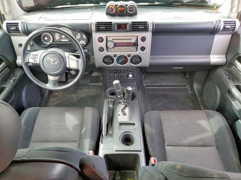 69373606 :رقم المزاد ، JTEBU11F970036104 vin ، 2007 Toyota Fj Cruiser مزاد بيع
