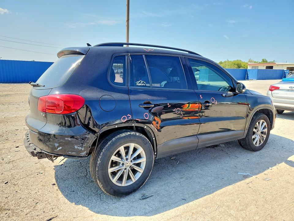 Продажа на аукционе авто 2017 Volkswagen Tiguan, vin: WVGAV7AX3HK052065, номер лота: 67497026
