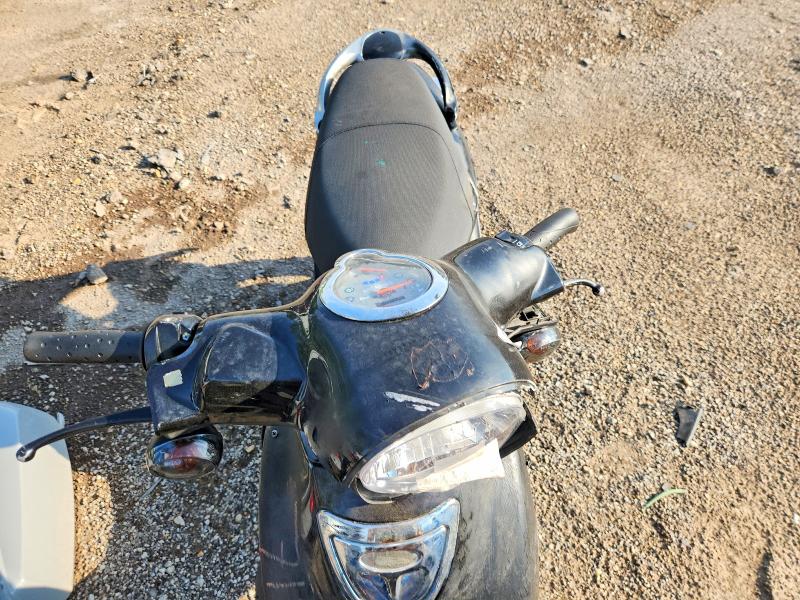 67306726 :رقم المزاد ، RFVPAP5A3P1134307 vin ، 2023 Genuine Scooter Co. Buddy مزاد بيع