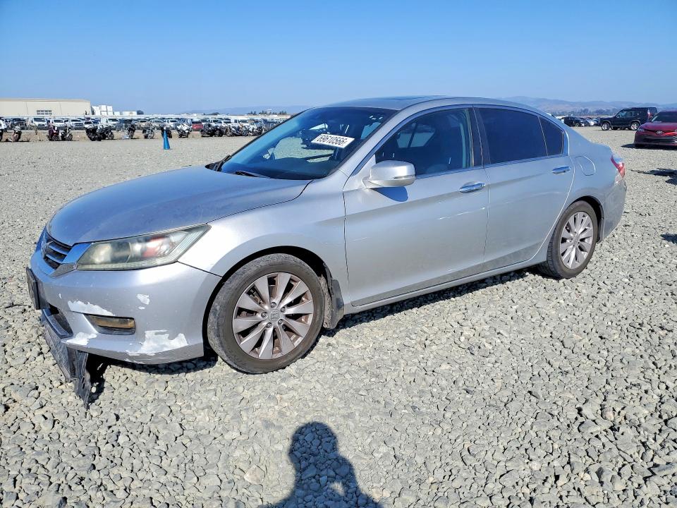 Auction sale of the 2014 Honda Accord, vin: 1HGCR2F81EA021986, lot number: 69610566
